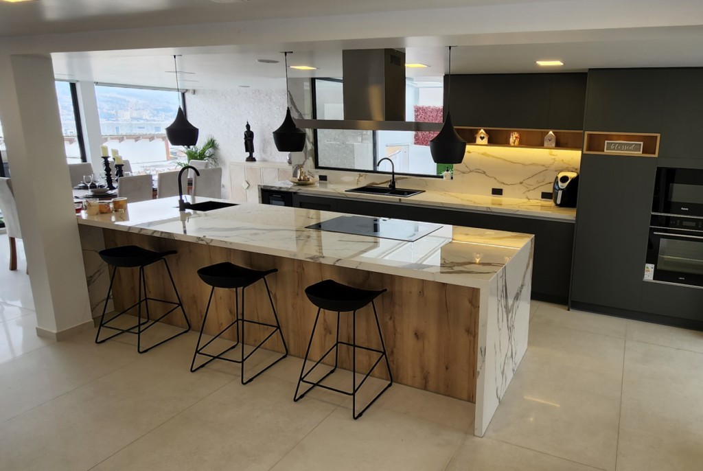 Modern Kitchen